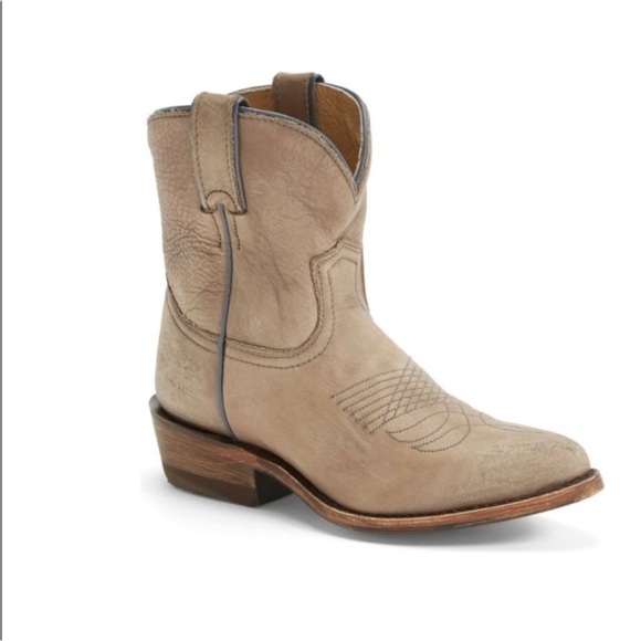 Frye billy white grey cream distressed stitched short boots booties Cowboy 6.5 - Picture 1 of 16